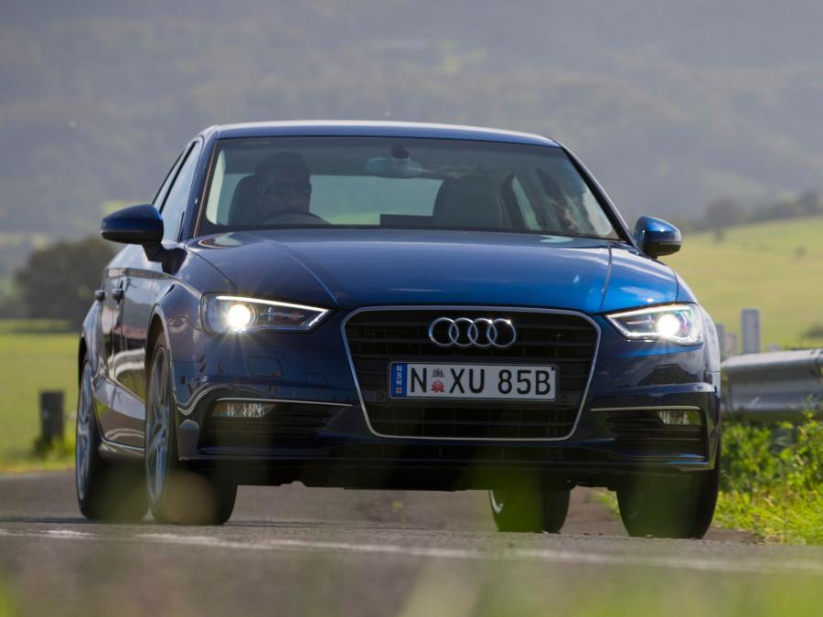  Audi A3 Sedan 1.8 T (8V) 2013 года  (AU) (фото 9 из 15)